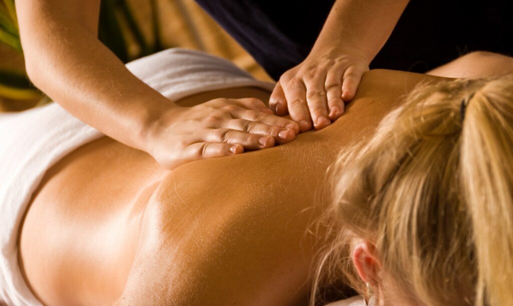 Какой массаж полезен при головной боли?